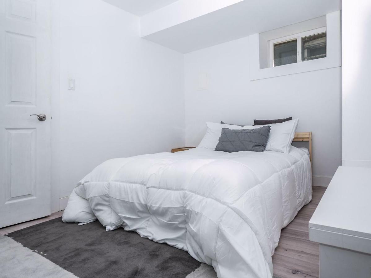 Cosy 1 Bedroom Suite In Leslieville Toronto Eksteriør billede